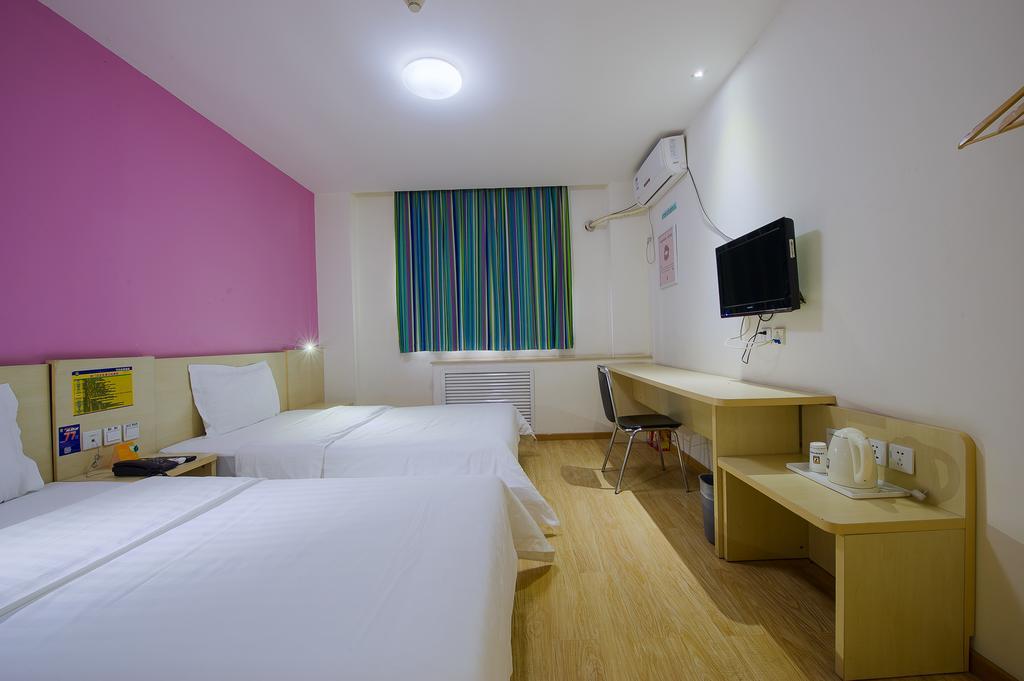 7Days Inn Guangzhou Gangding Longkou XI Road Exterior photo