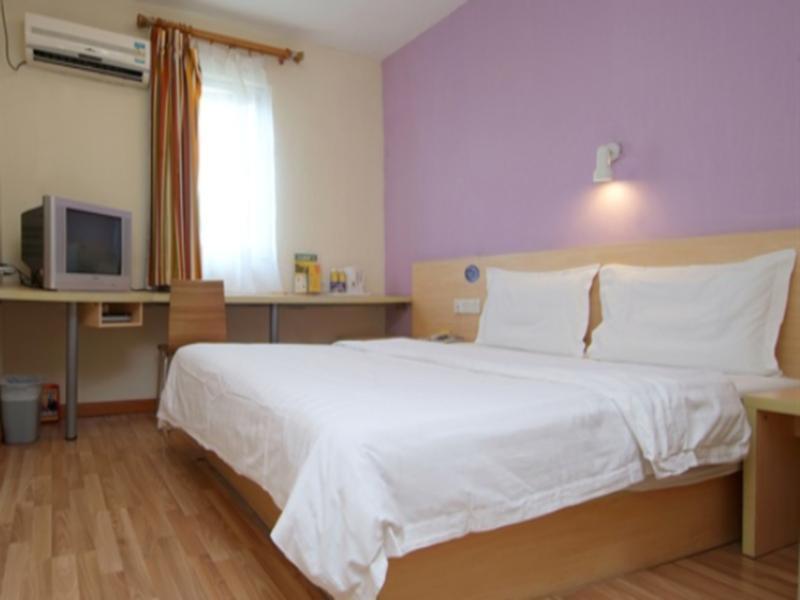 7Days Inn Guangzhou Gangding Longkou XI Road Exterior photo